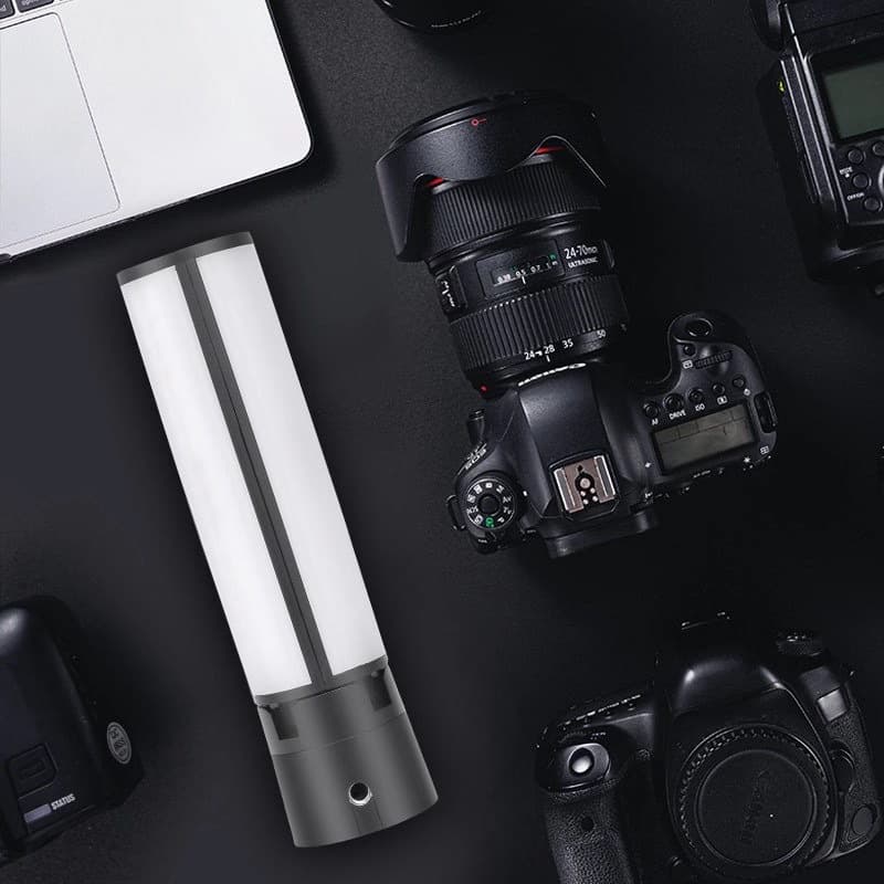 Four-Blade Folding Fill Light — thumbnail 3